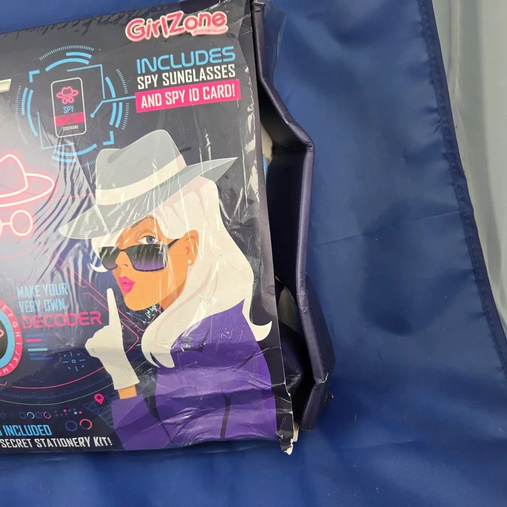 GirlZone Ultimate Secret Agent Writing Set 59 Pieces NIB‎ Damaged Box
